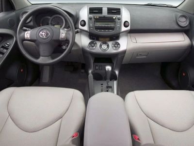 2008 Toyota RAV4 - Photo 4