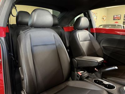 2016 Volkswagen Beetle - Photo 12