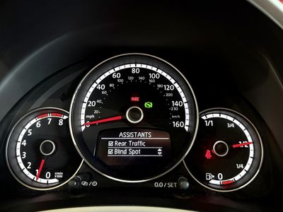 2016 Volkswagen Beetle - Photo 14