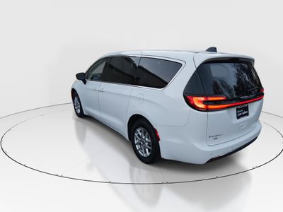2024 Chrysler Pacifica — detail view