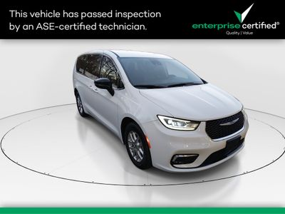 2024 Chrysler Pacifica Touring L FWD — front three-quarter view