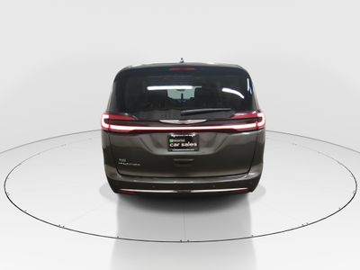 2023 Chrysler Pacifica - Photo 6