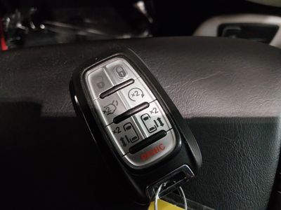 2023 Chrysler Pacifica - Photo 15