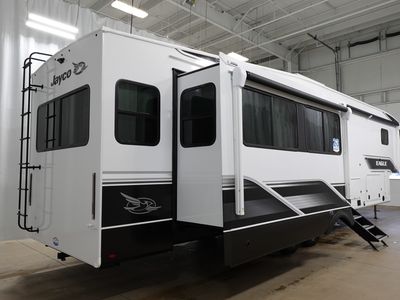 2026 Jayco Eagle - Photo 4