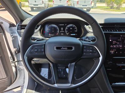2026 Jeep Grand Cherokee L — photo 17 view