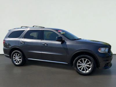 2016 Dodge Durango SXT in Granite Crystal Metallic Clearcoat — front three-quarter view