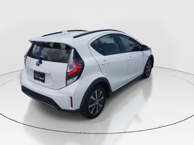 2018 Toyota Prius c - Photo 7
