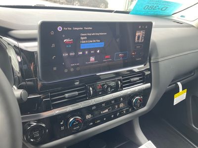2026 Nissan Pathfinder — photo 12 view