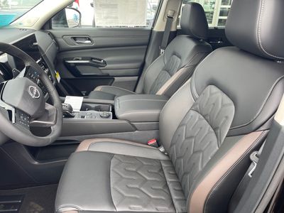2026 Nissan Pathfinder — photo 9 view
