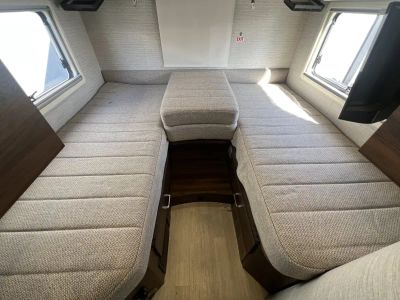 2022 Winnebago NAVION — photo 13 view