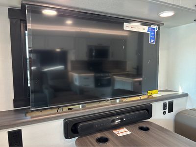 2026 Jayco Precept - Photo 12