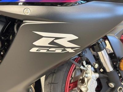 2026 Suzuki GSX-R600 — photo 19 view