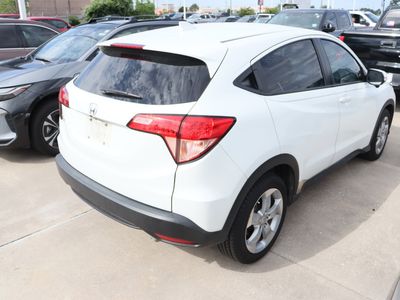 2016 Honda HR-V — photo 9 view