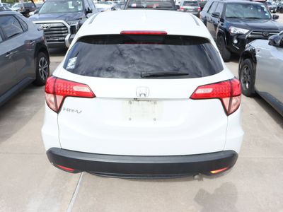 2016 Honda HR-V — photo 8 view