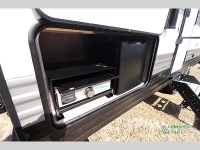 2025 Gulf Stream RV Friendship - Photo 10