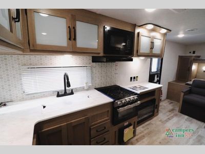 2025 Gulf Stream RV Friendship - Photo 19