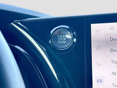 2024 Lexus RX — photo 38 view