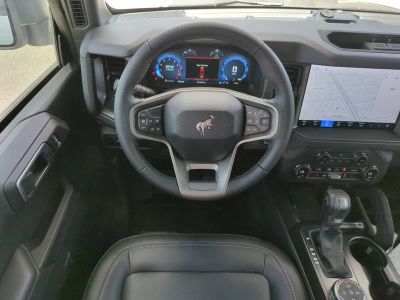 2026 Ford Bronco — photo 12 view
