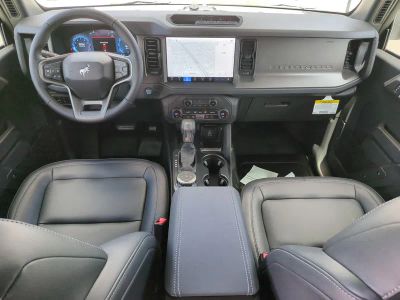 2026 Ford Bronco — photo 11 view