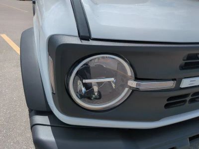2026 Ford Bronco — photo 9 view