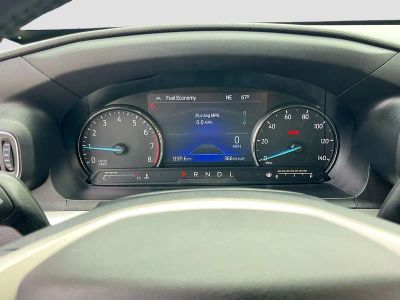 2022 Ford Explorer — photo 12 view