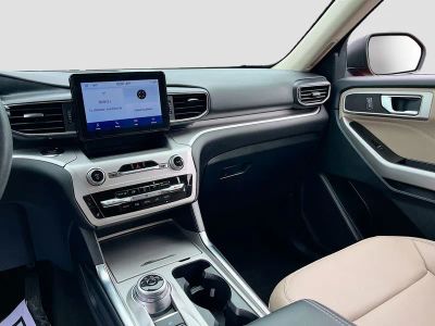 2022 Ford Explorer — photo 22 view