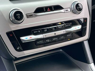 2022 Ford Explorer — photo 15 view