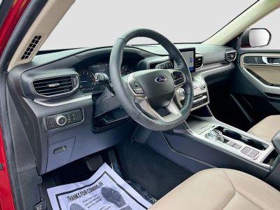 2022 Ford Explorer — photo 9 view