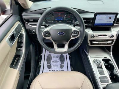 2022 Ford Explorer — photo 21 view