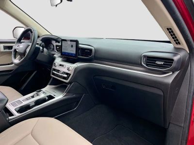 2022 Ford Explorer — photo 29 view