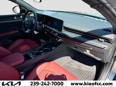 2026 Kia K5 — photo 13 view