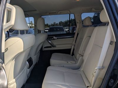 2020 Lexus GX - Photo 14