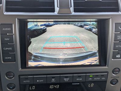 2020 Lexus GX - Photo 32
