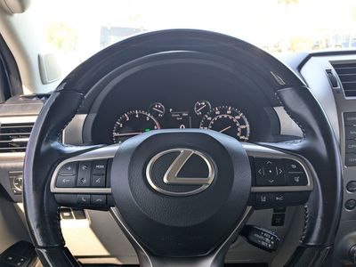 2020 Lexus GX - Photo 23