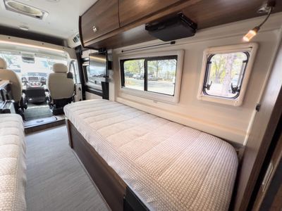 2022 Winnebago TRAVATO - Photo 13