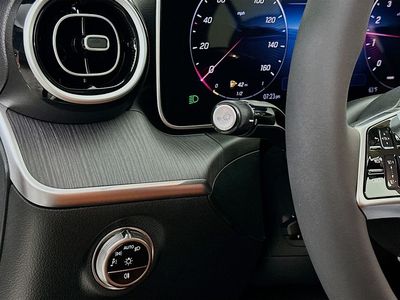 2026 Mercedes-Benz C-Class - Photo 10