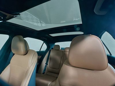 2026 Mercedes-Benz C-Class - Photo 22