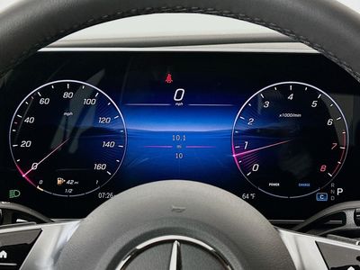 2026 Mercedes-Benz C-Class - Photo 12