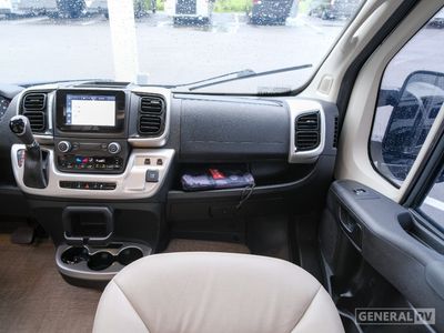 2023 Thor Motor Coach Tellaro - Photo 11