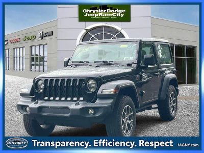 2022 Jeep Wrangler Sport 4x4 in Black Clearcoat — front three-quarter view