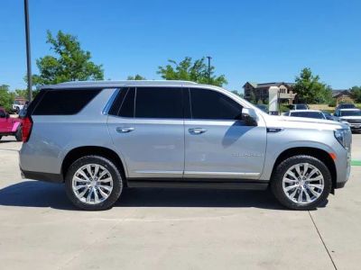 2024 GMC Yukon — side profile view