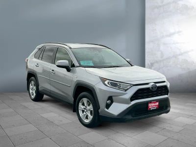 2020 Toyota RAV4 - Photo 8