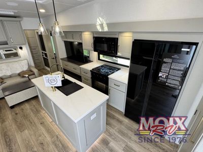 2026 Brinkley Model Z - Photo 31