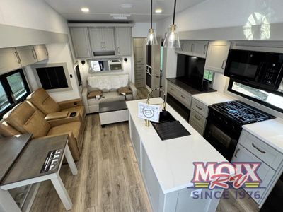 2026 Brinkley Model Z - Photo 32