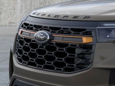 2026 Ford Explorer — photo 17 view