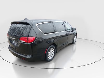 2024 Chrysler Voyager - Photo 7