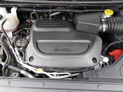 2024 Chrysler Voyager - Photo 9