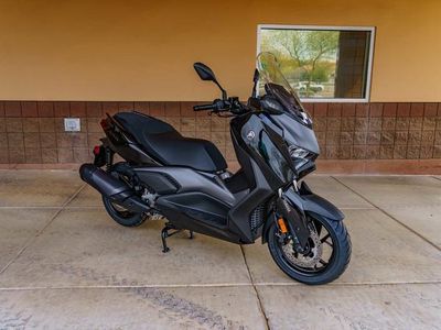 2026 Yamaha XMAX - Photo 2