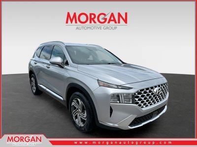 2022 Hyundai Santa Fe SEL in Shimmering Silver — front three-quarter view