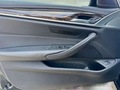 2020 BMW 5 Series — photo 22 view